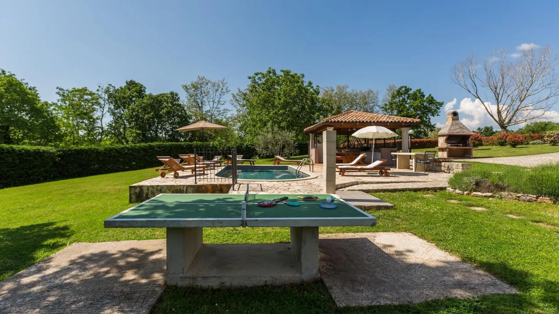 Villa Morena Mit Pool, Garten, Umgeben Von Natur Tinjan Holiday home