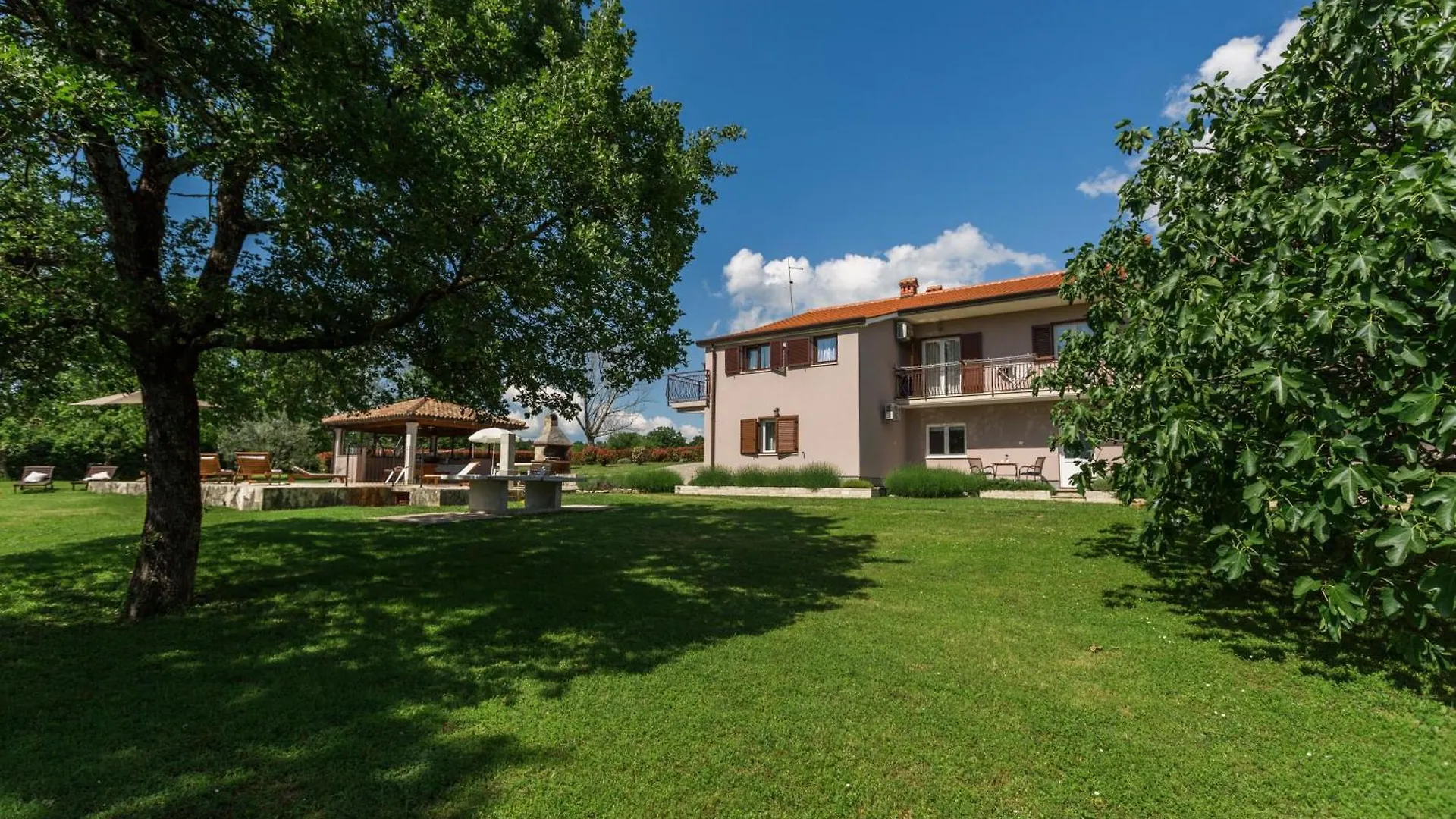 Holiday home Villa Morena Mit Pool, Garten, Umgeben Von Natur Tinjan Croatia