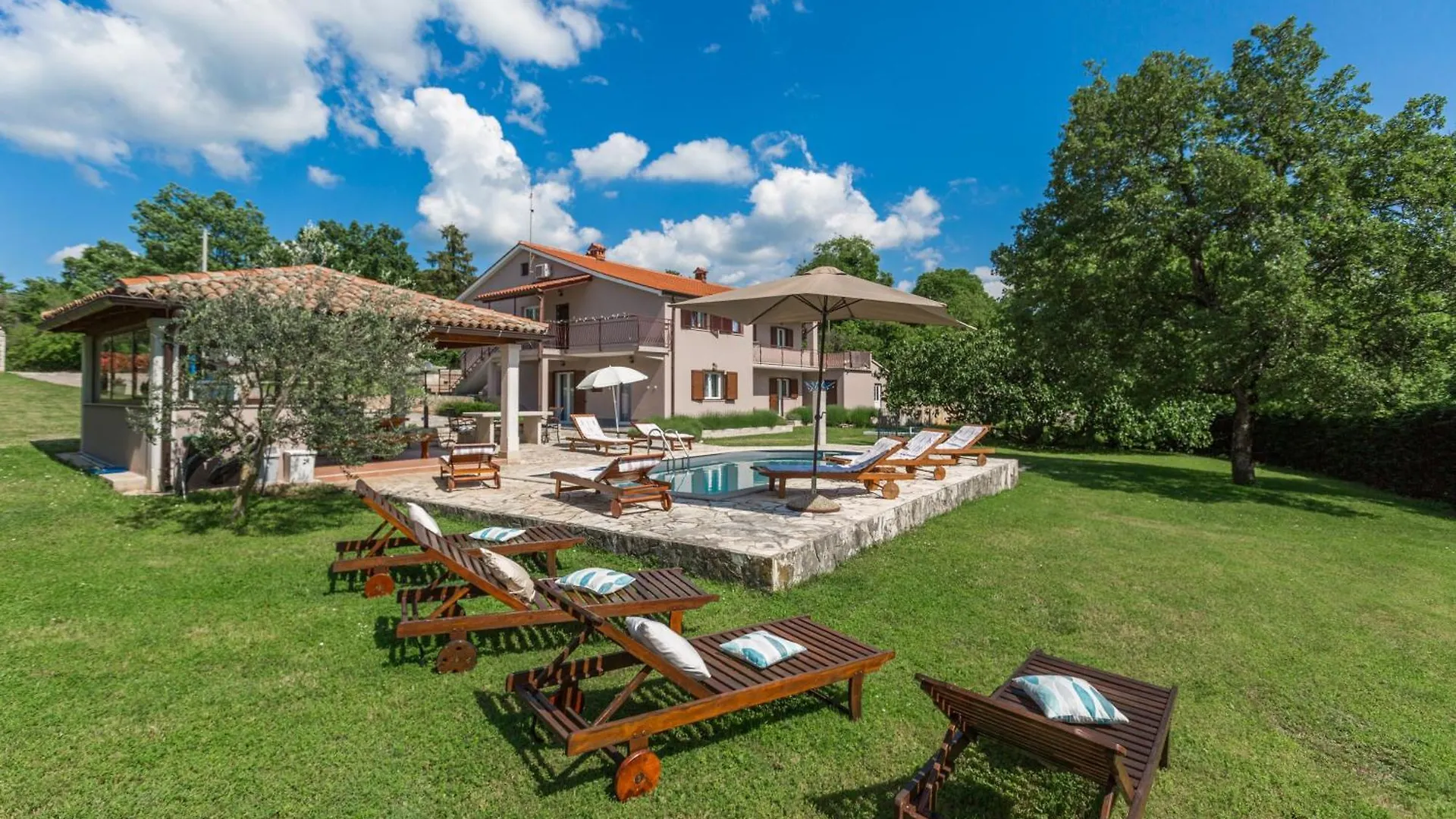 Villa Morena Mit Pool, Garten, Umgeben Von Natur Tinjan