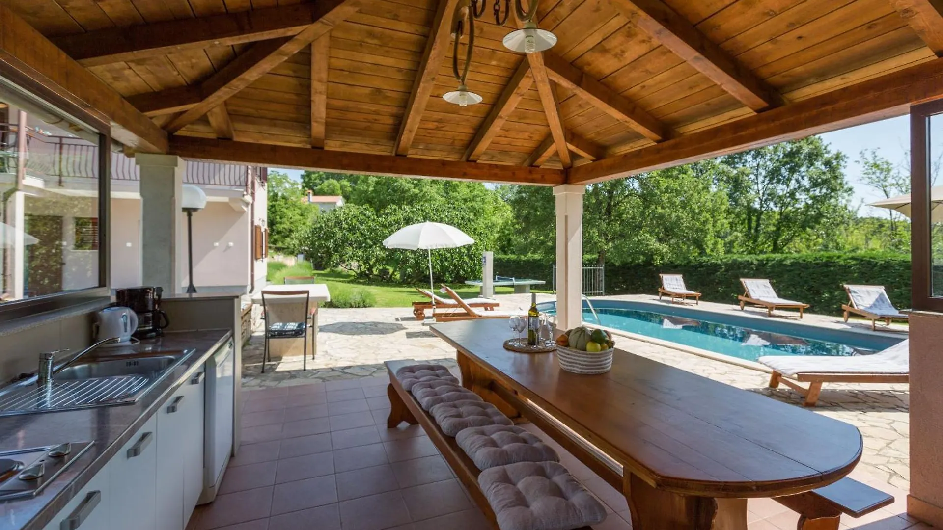 Villa Morena Mit Pool, Garten, Umgeben Von Natur Tinjan Holiday home