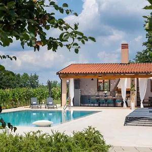  Apartment Vitis Istra